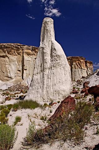 079 wahweap hoodoos.JPG